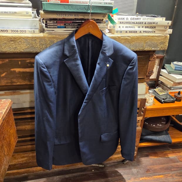 반하트 디 알바자 네이비자켓