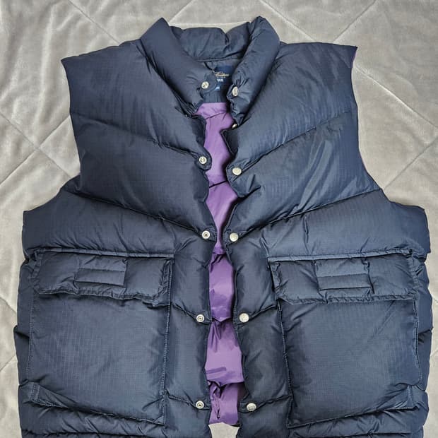 [M사이즈] 이스트로그 브룩스브라더스 구스다운 베스트