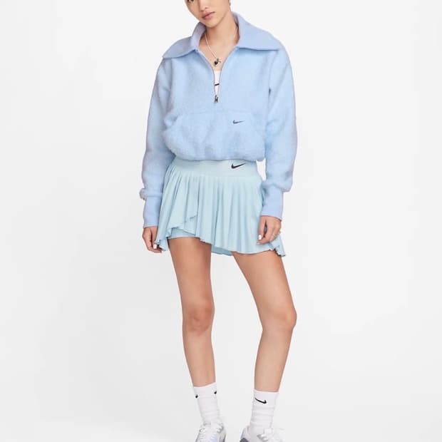 나이키 하늘색 크롭 후리스