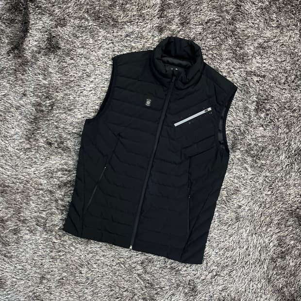 와이드앵글 구스다운 경량패딩 베스트 (100)