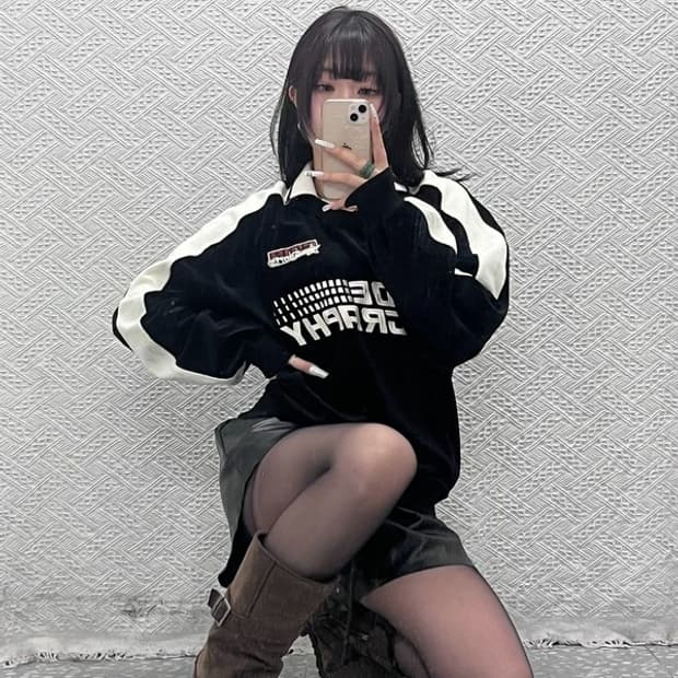 코드그라피 스트릿 펑크 벨벳 벨루어 카라 맨투맨 M C10821