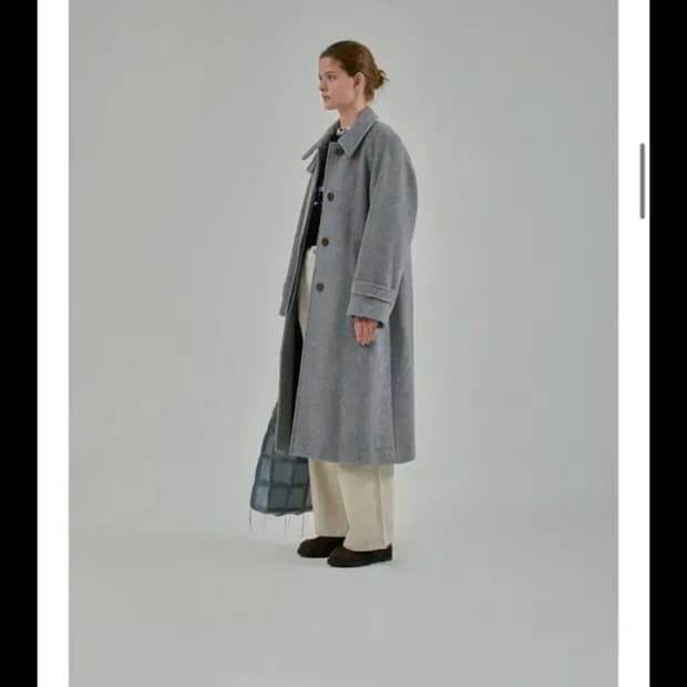 아모멘토 레글런 코트