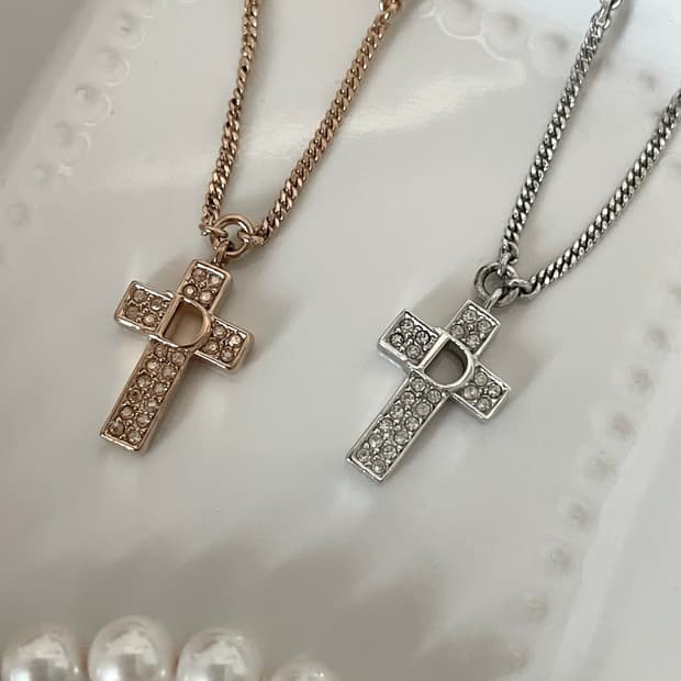 CHRISTIAN DIOR cross necklace / 디올 목걸이