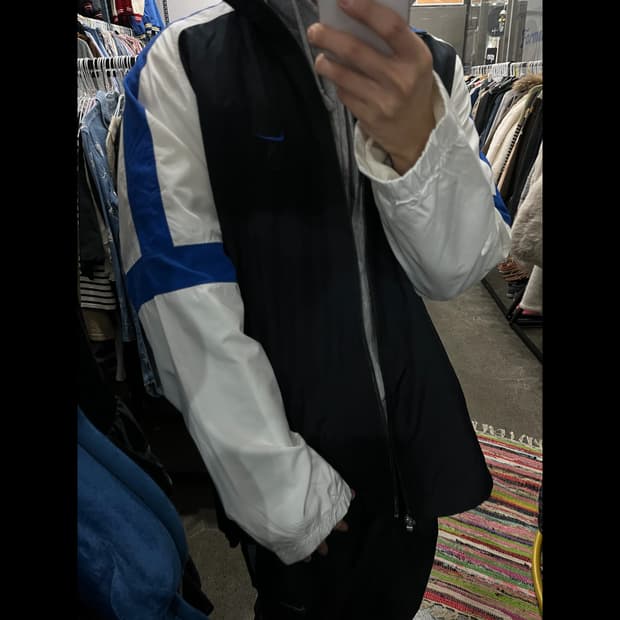 00s 나이키 올드스쿨 백로고 바람막이 자켓