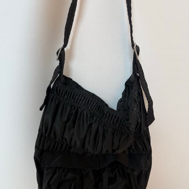 얀시시 페어리 호보백 블랙