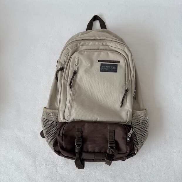 잔스포츠(JANSPORT) 백팩