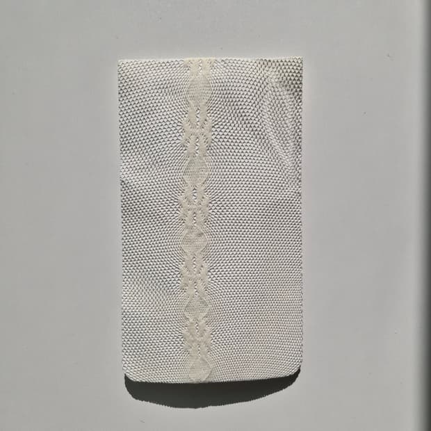 SIDE LADY 아이보리 사이드 패턴 메쉬 팬티스타킹