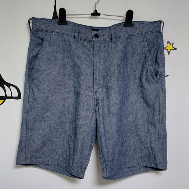 리바이스(Levi's) 샴브레이 치노 반바지 쇼츠 (W36)