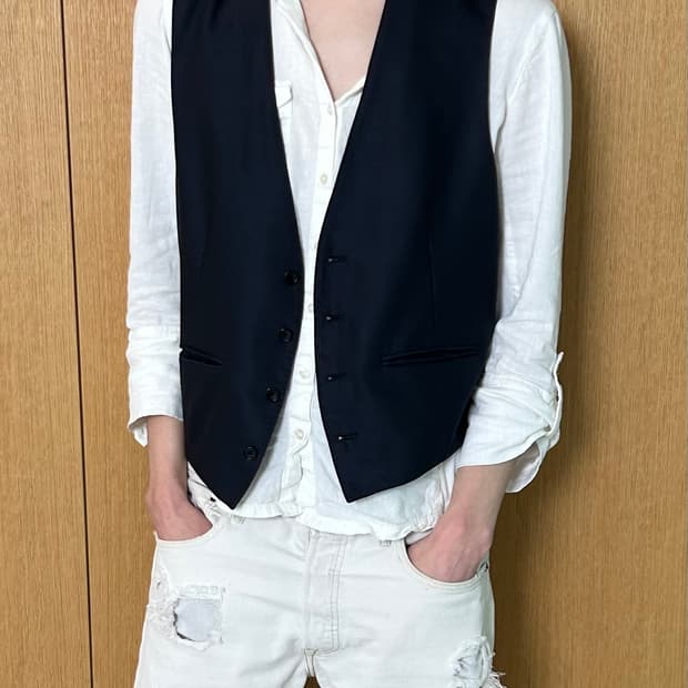 네이비스트라이프 배색 그레이 베스트