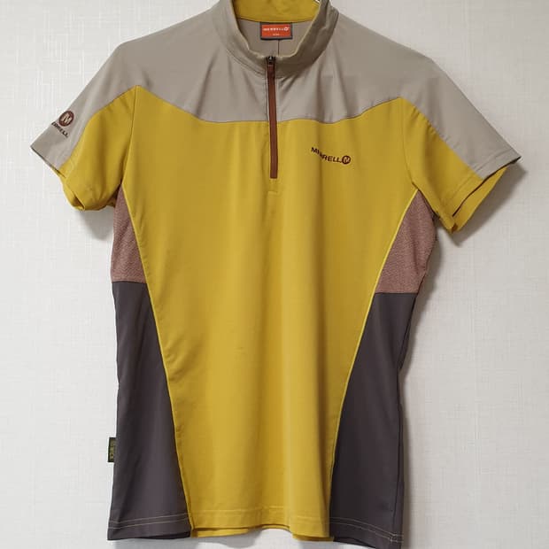 머렐 반집업 반팔티 95사이즈