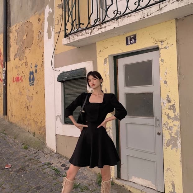 서쿠키 블랙웨이브 스커트