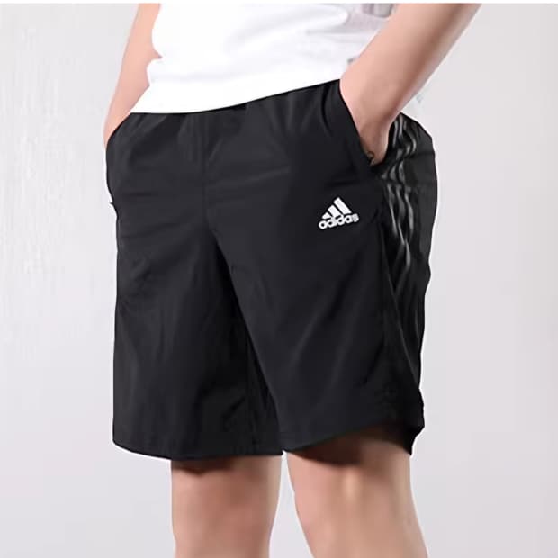 아디다스 반바지 3선 우븐 쇼츠 FI8761사이즈L

스포츠웨어/하의/바