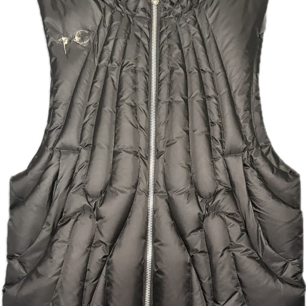 떠그클럽 케이브 구스 다운 베스트