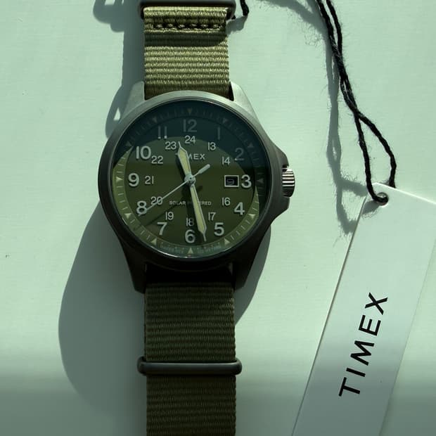 타이맥스 익스페디션 필드 포스트 태양광 충전 밀리터리시계 41mm TW2