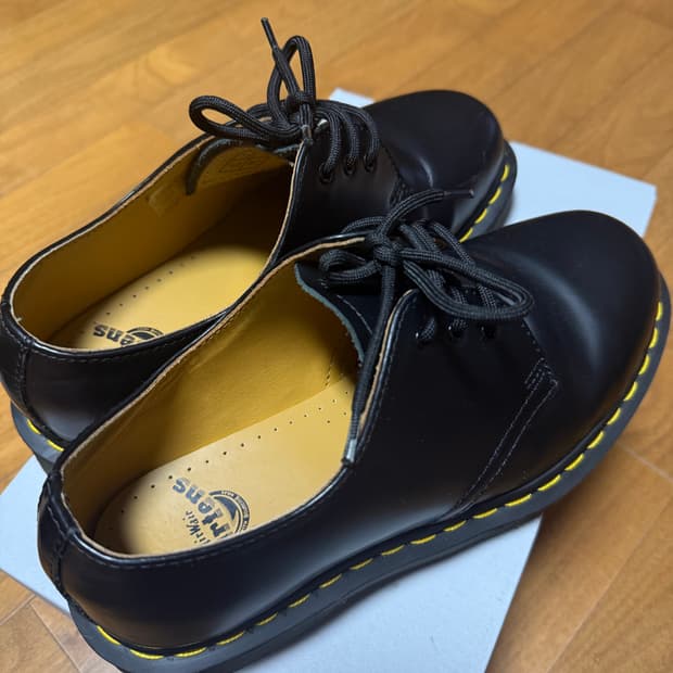 닥터마틴 1461 스무스 블랙 UK6(250)-상태 양호