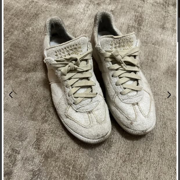 42) 마르지엘라 화이트 호텔 레플리카 스니커즈