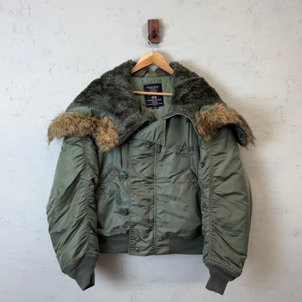 알파인더스트리 빈티지 N2B 자켓