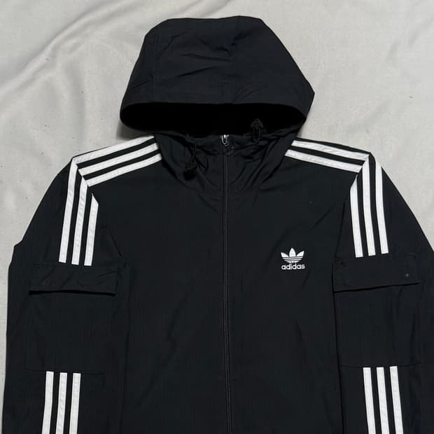 M 아디다스 윈드브레이커 후드 바람막이