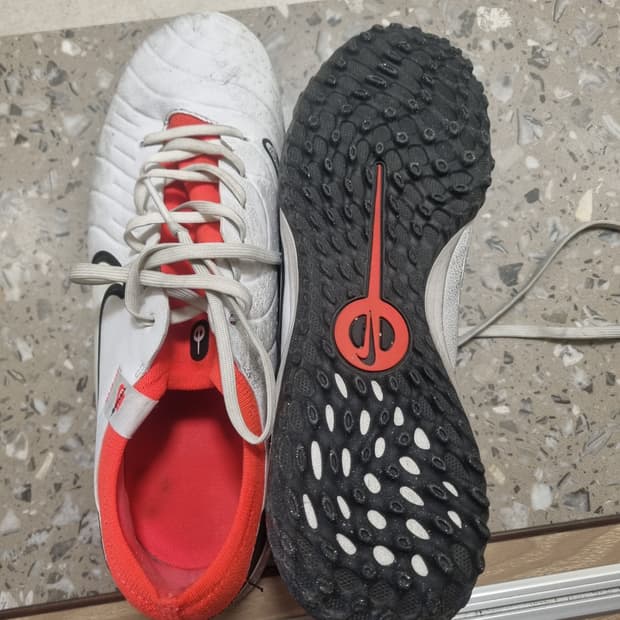 나이키 티엠포 레전드10 프로 TF