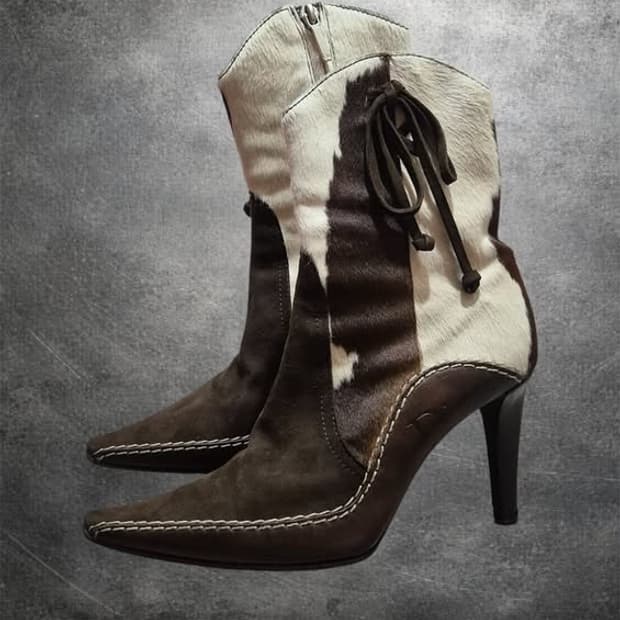 04/FW western boots (by John Galliano)
