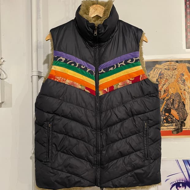 오리엔탈 디테일 리버시블 패딩 베스트