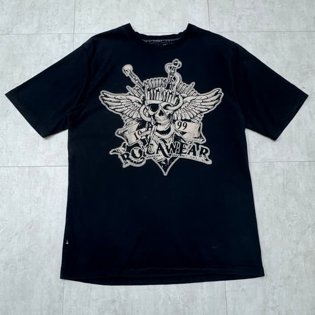 •로카웨어 스컬 그래픽 반팔 티셔츠