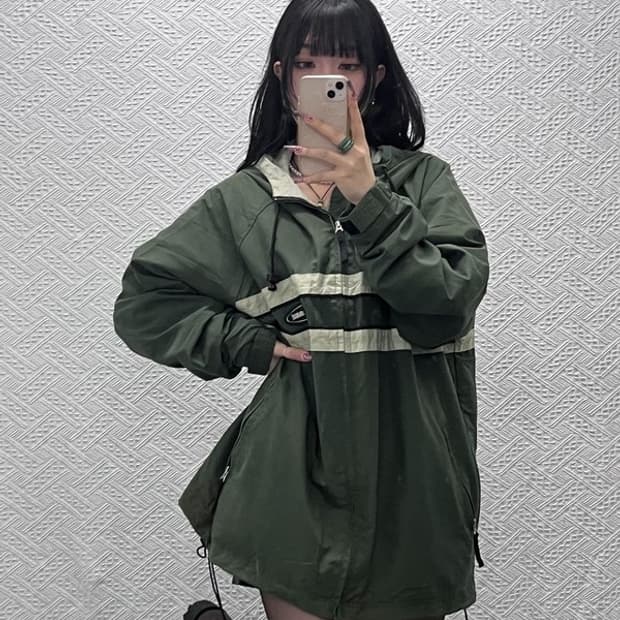 아베크롬비 희귀 레트로 빈티지 말차카키 바람막이 자켓 M C11600