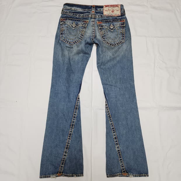 트루릴리젼 JOEY SUPER T Y2K 스티치 부츠컷 데님팬츠