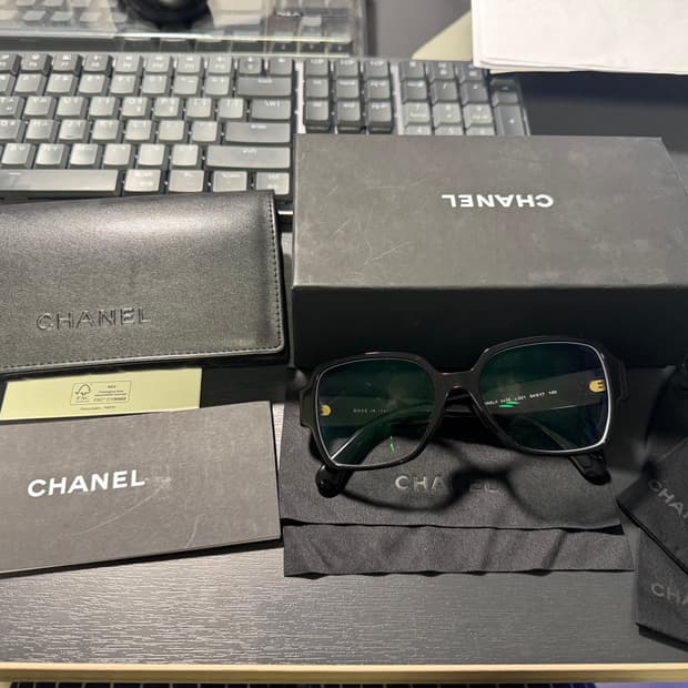 샤넬 하트 안경 샤넬하트 선글라스 지디 안경 (한번착용) 