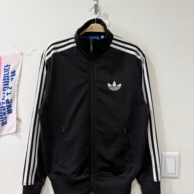 157. 아디다스 구파이어버드 져지