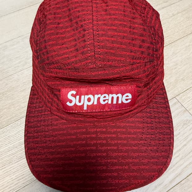 슈프림 Repeater Red 모자
