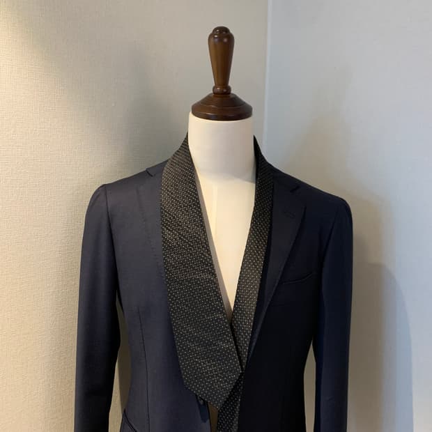 프라다(PRADA) 블랙 도트넥타이 명품 100실크 B+등급