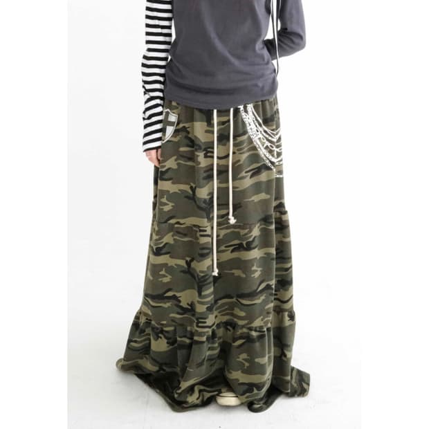 샵페어리 maxi jersey tiered skirt camouflage