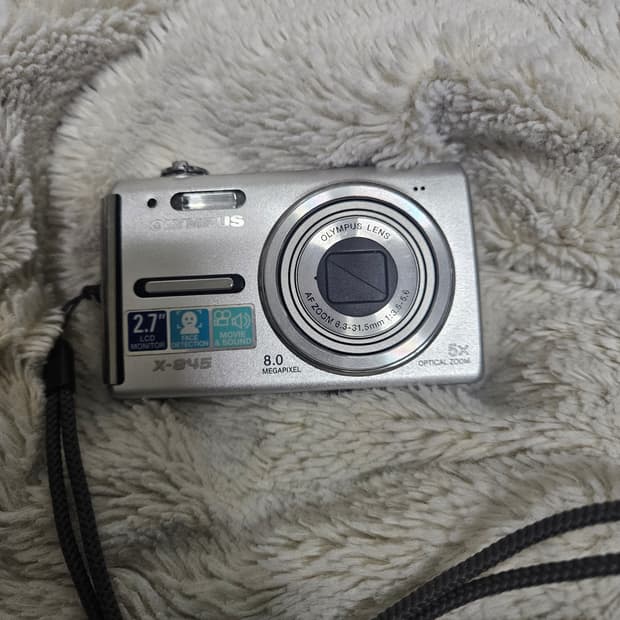 올림푸스 X-845 실버 디지털카메라 레트로 디카