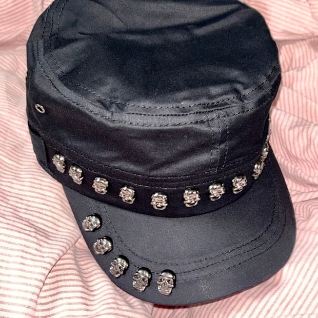 vintage skull punk cap