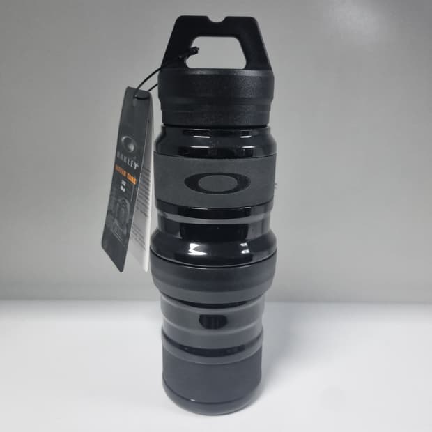 오클리 워터탱크 600ml 물병새제품