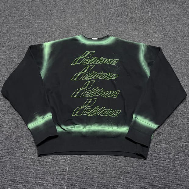 웰던 스프레이 로고 맨투맨