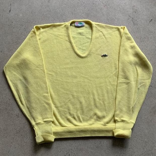 7-80s sears braggin dragon sweater