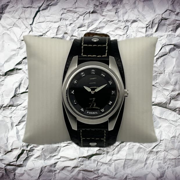 00s Fossil Big Tic 한자 레더 뱅글 워치