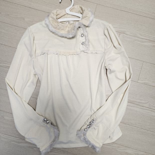 2월까지 희귀 액시즈팜 아이보리 퍼 장식 갸루 히메갸루