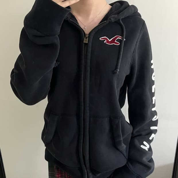 zip up hoodie