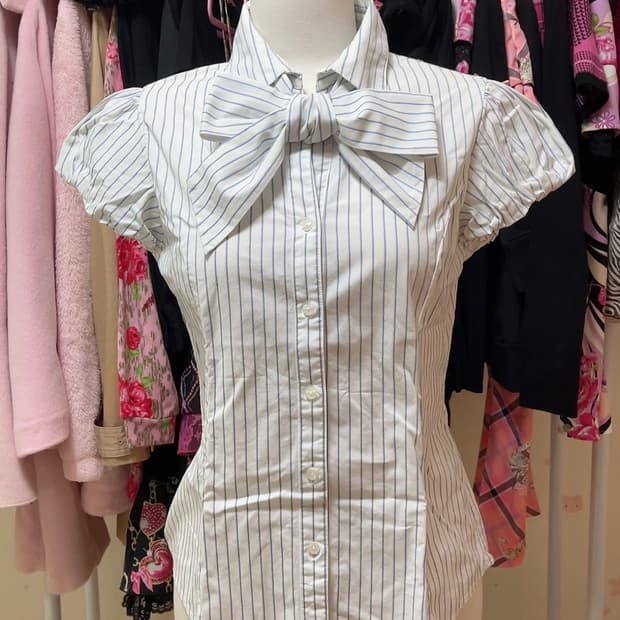 스트라이프 블라우스 셔츠 반팔 퍼프 리본 갸루