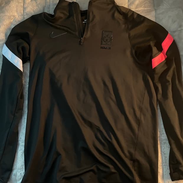 대한밐국 국대 나이키 드릴탑 XL 팝니다