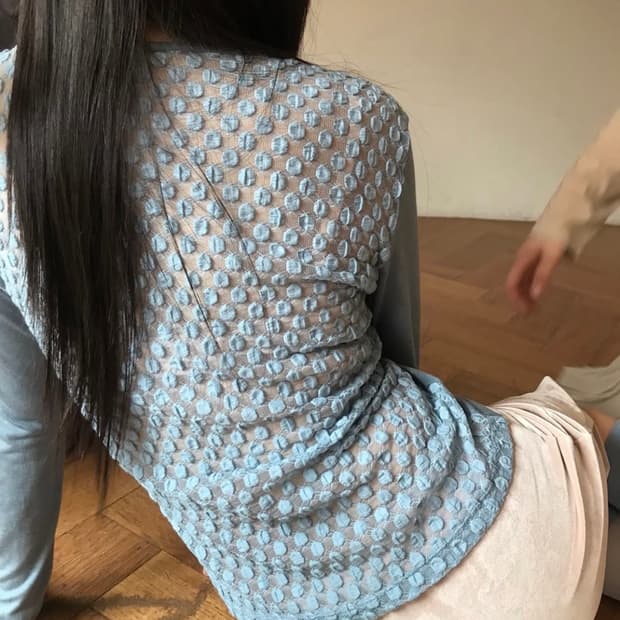 BACK DOT LONG SLEEVE - BLUE