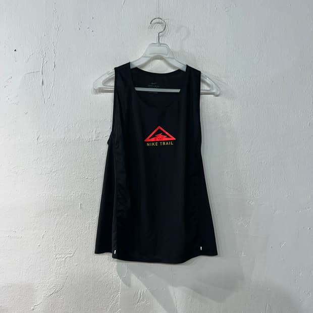 나이키 트레일러닝 싱글렛 나시 여성M