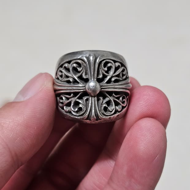 크롬하츠 오발링