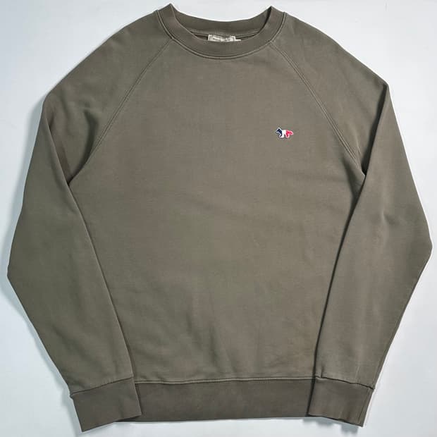 메봉키츠네 컬러폭스 카키맨투맨