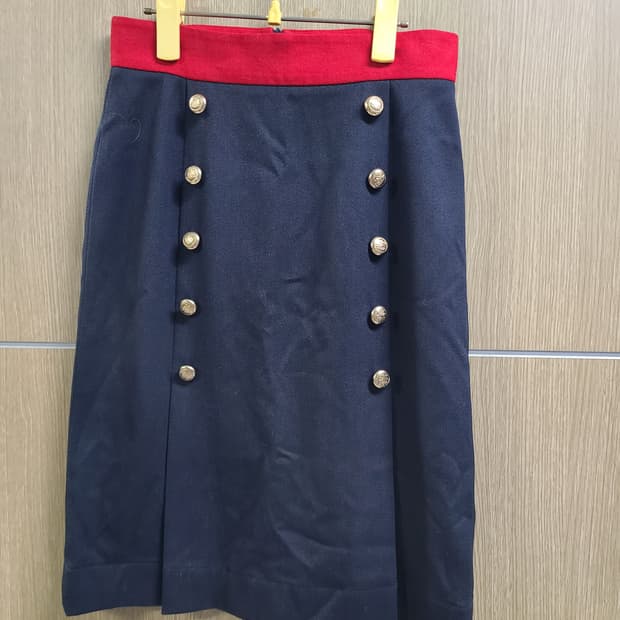 비비안웨스트우드 네이비 미디 스커트