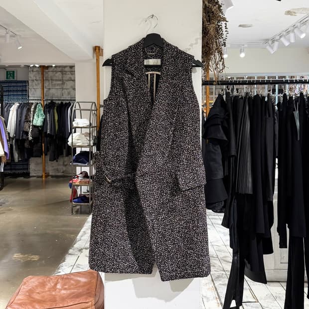 끌로에 멀티컬러 버진울 트위드 슬리브리스 코트