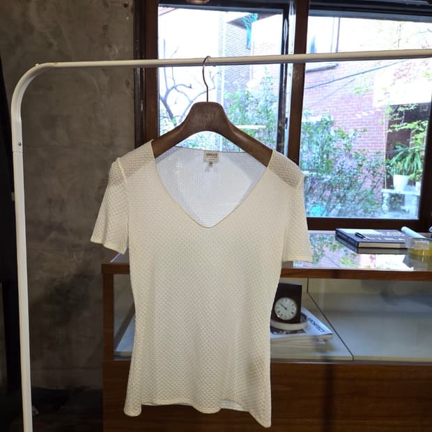 아르마니 꼴레지오니 톱